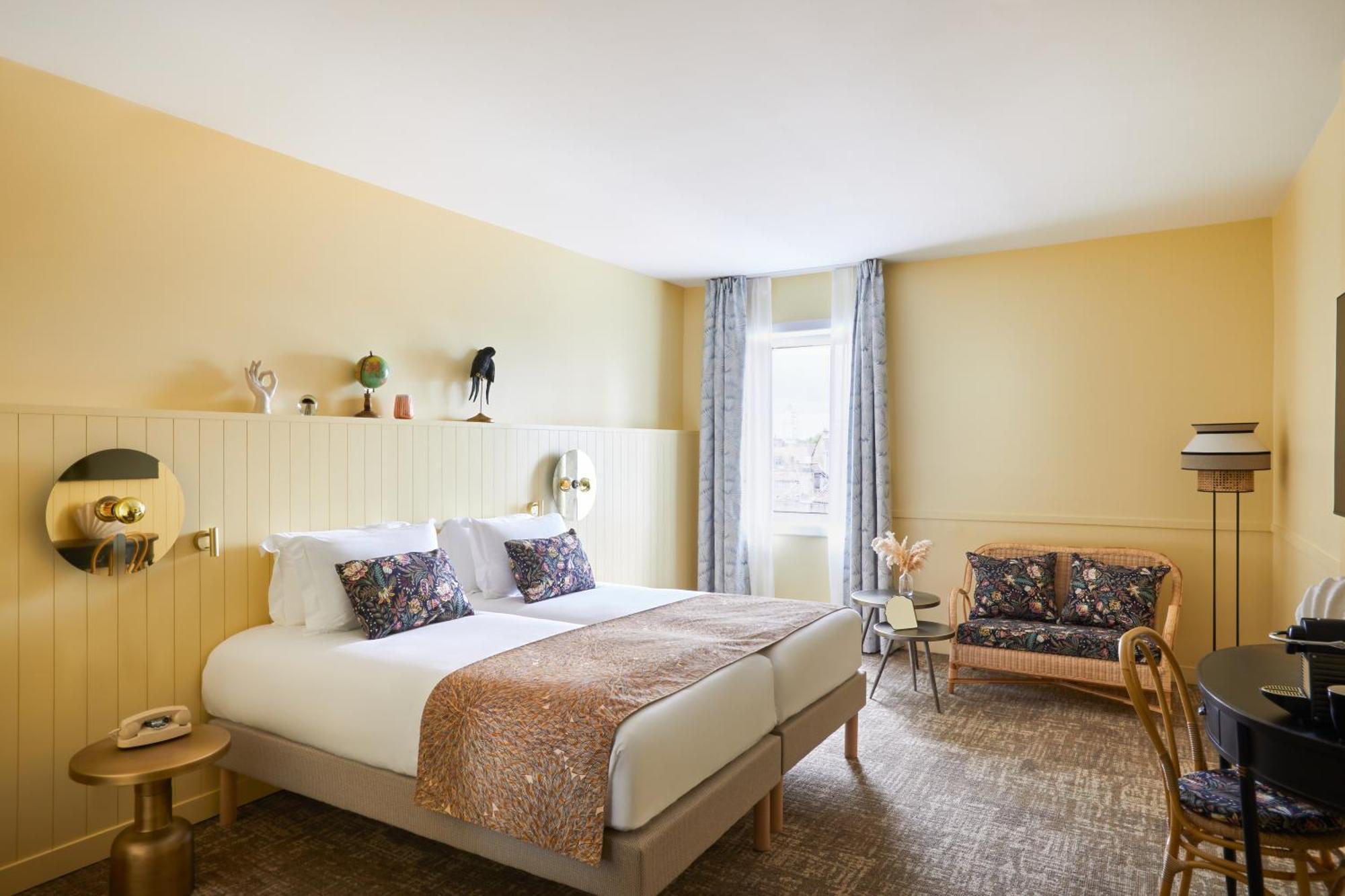 Premium King Room