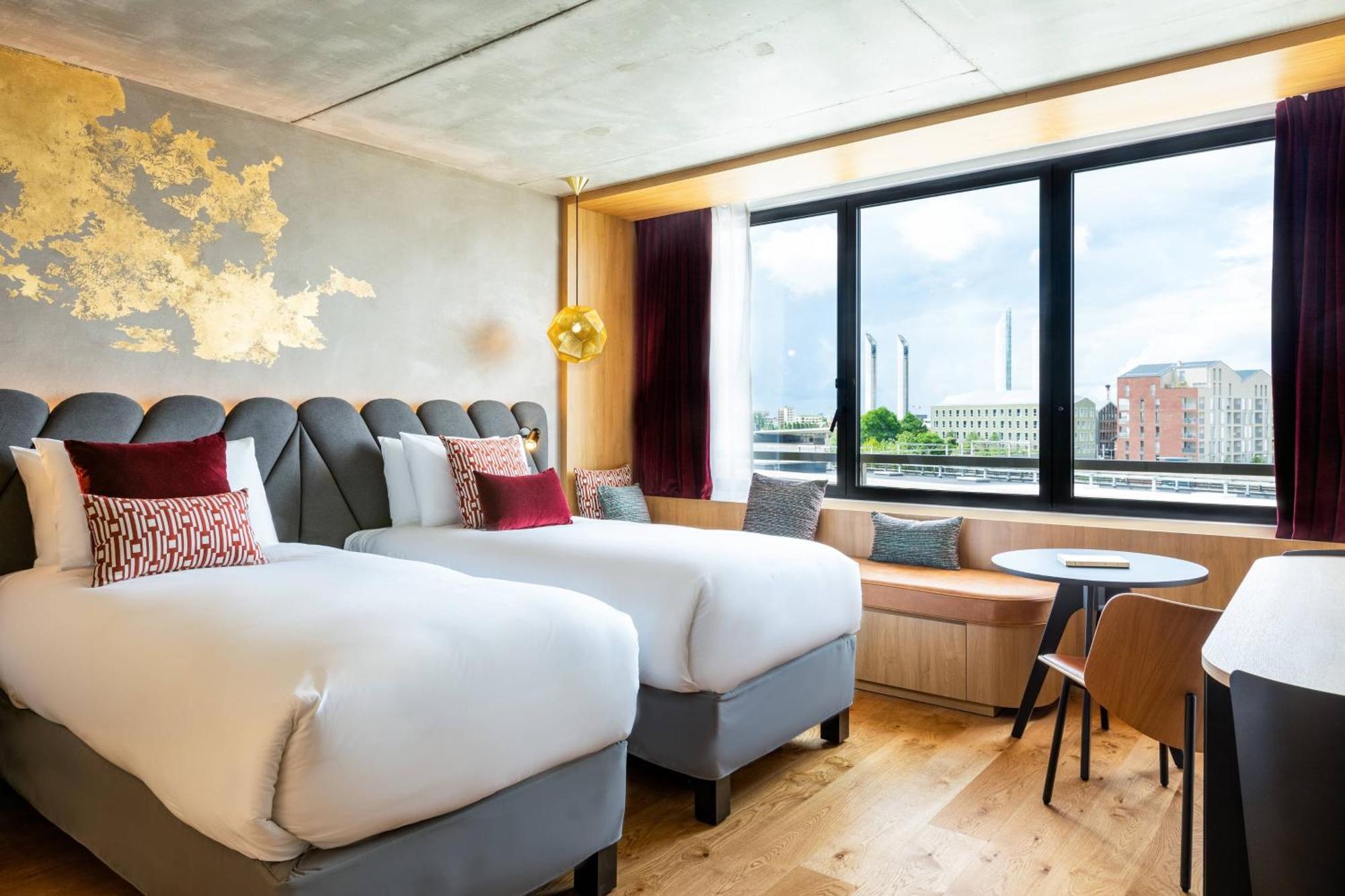La Muse Room 2 Twin or Single Beds City View Upper floor
