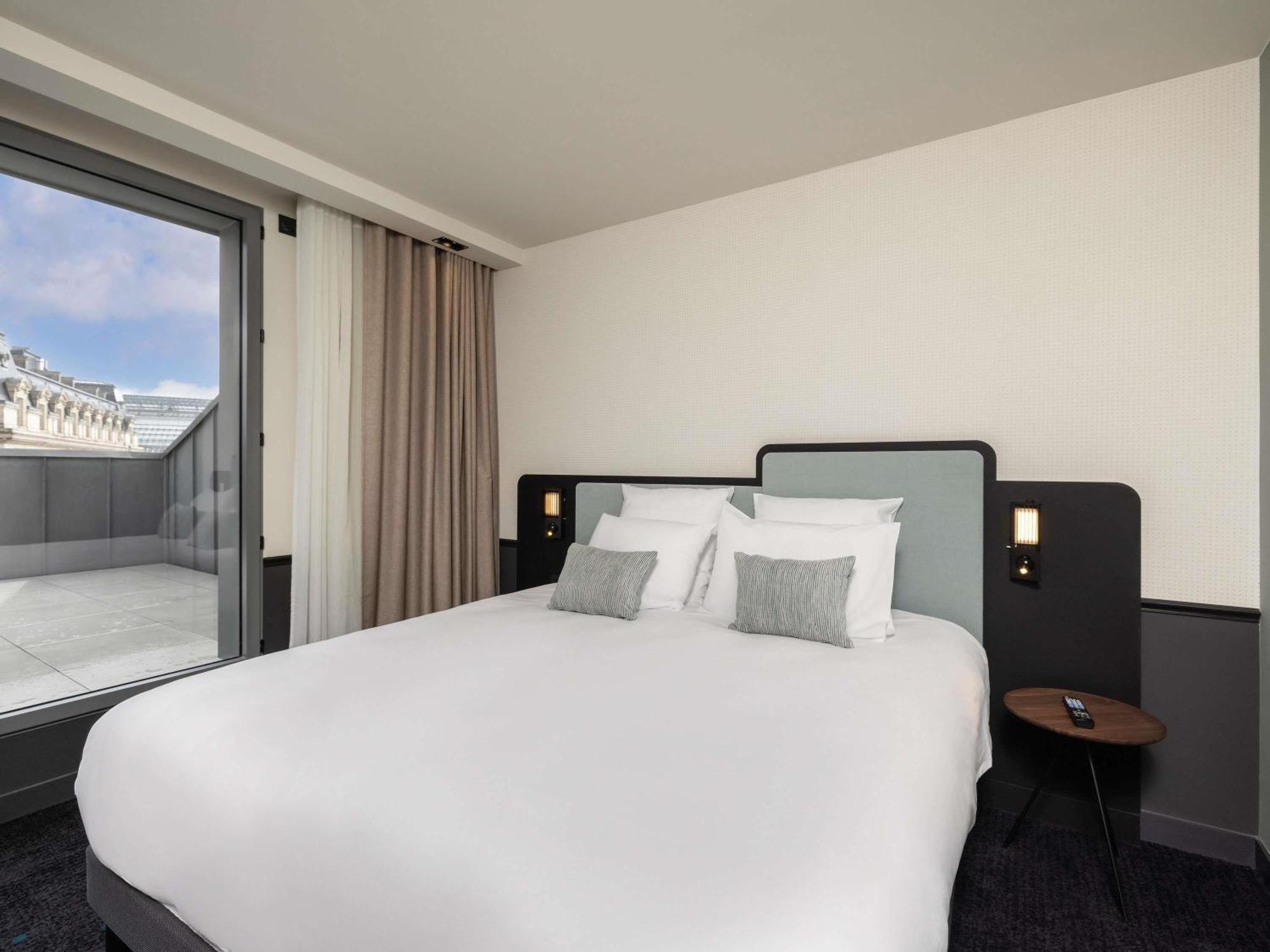 Suite Junior Privilège Lit King-Size avec Terrasse et Canapé-Lit