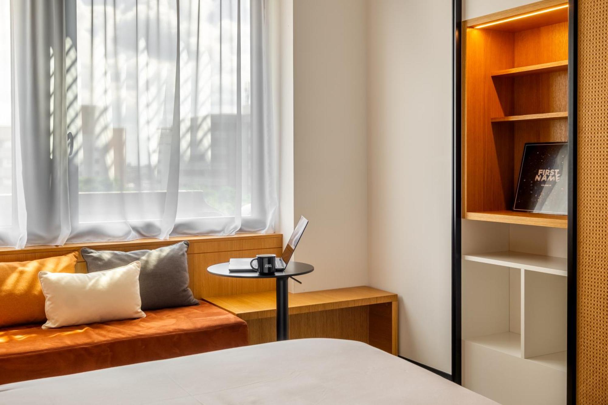 Chambre Lit King-Size - Vue sur Ville