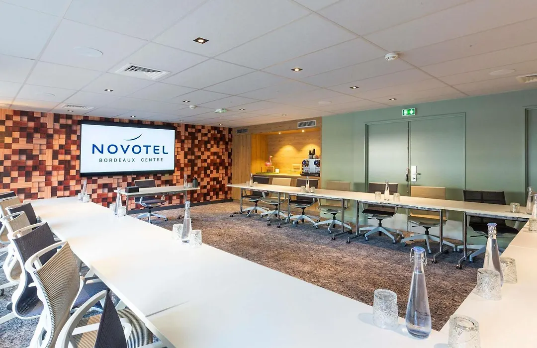 Novotel Bordeaux Centre Ville-1