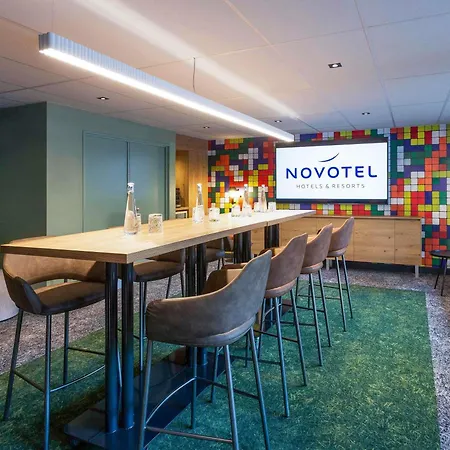 Novotel Bordeaux Centre Ville-3